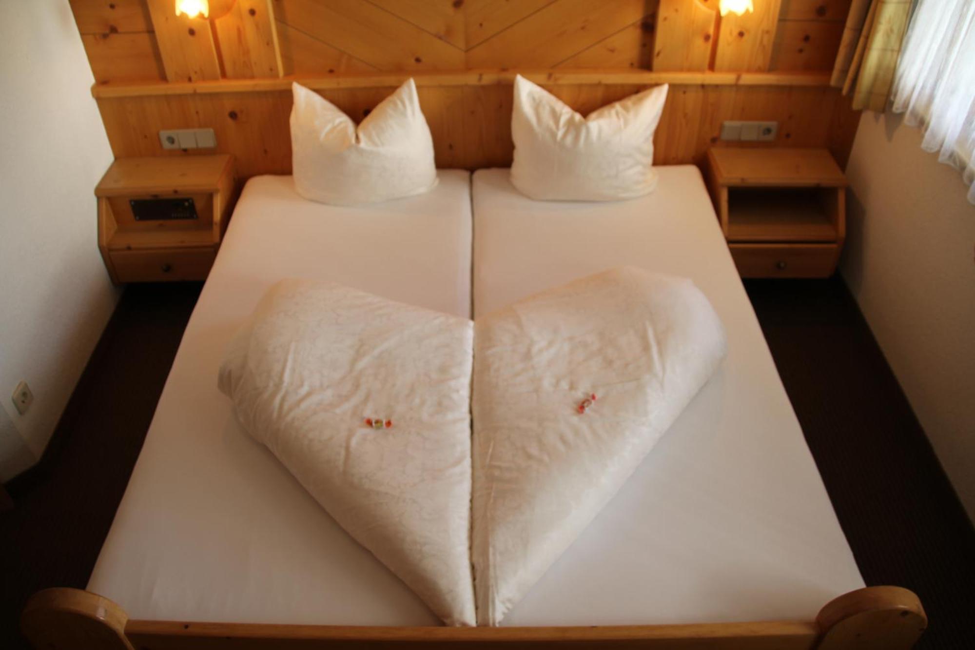 Hotel Garni Apart Elfriede Fiss Quarto foto